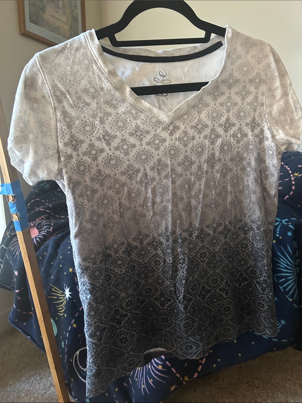 made for life White to Charcoal Ombre V-Neck Short Sleeve Tee